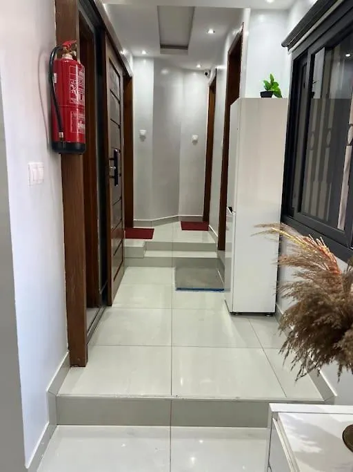 Appartement 3 Chambre Ngor Almadie ダカール 0*,