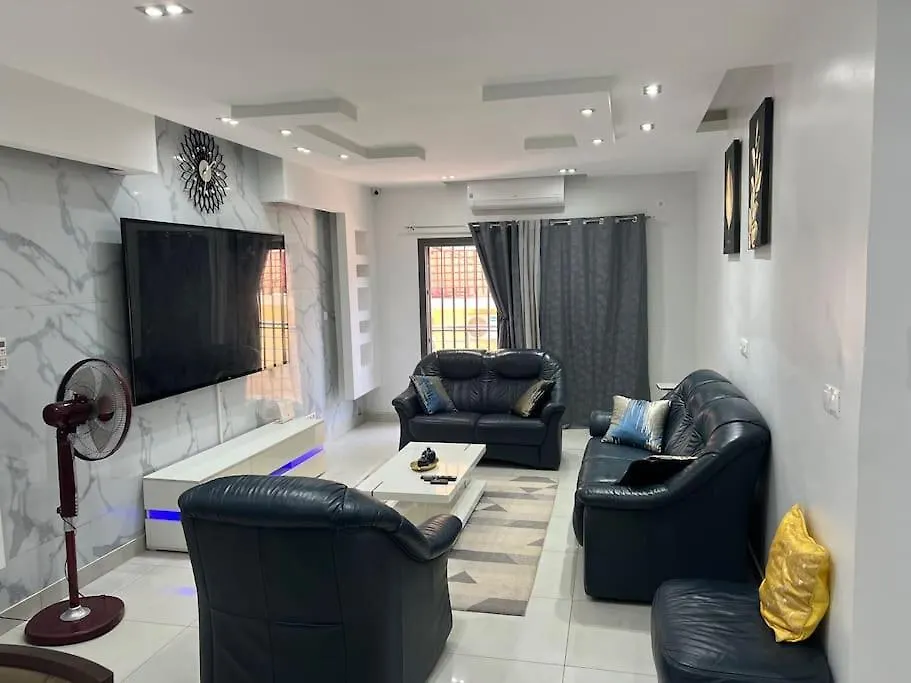 Appartement 3 Chambre Ngor Almadie ダカール アパート